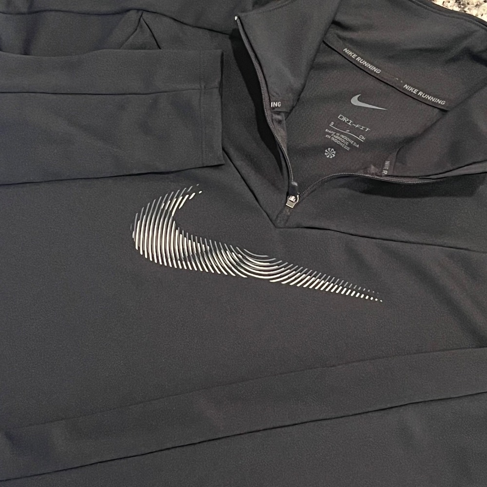Nike Dri Fit Running 1/4 Zip Pullover Mens Small Black Swoosh Performance